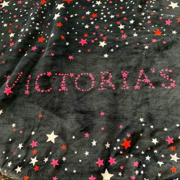 Victoria’s Secret star blanket new without tags Sherpa - Picture 5 of 11